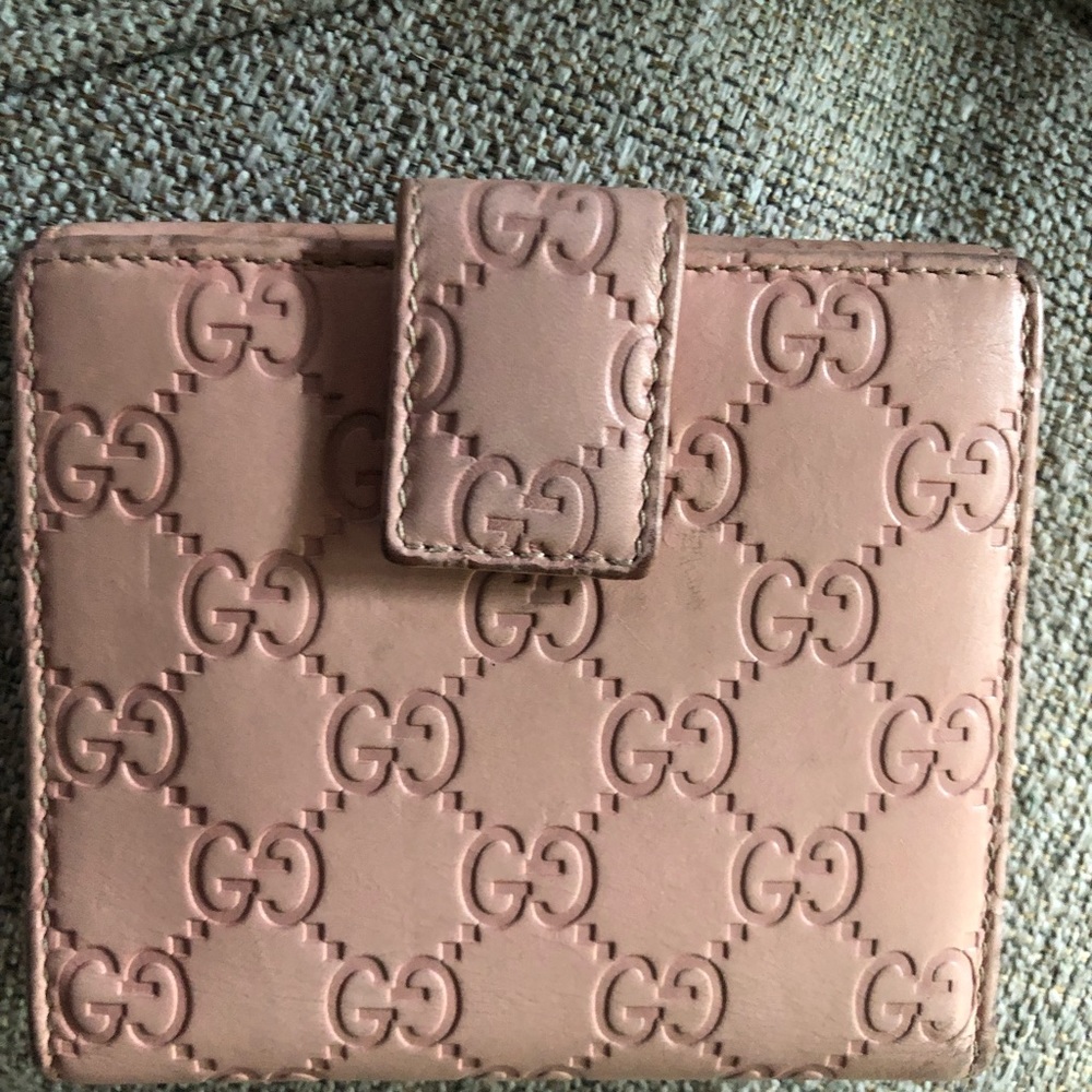 Authentic Gucci Tri-fold wallet - Picture 8 of 12